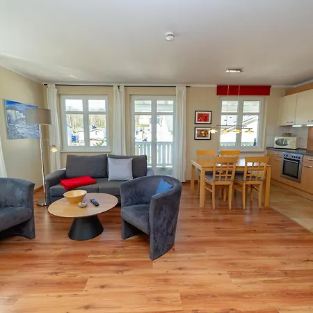 Seerose - 08 * Sellin (Rugen)